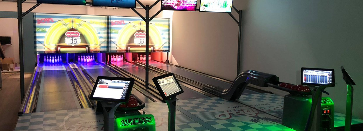 Guernsey Oatlands Highway66 mini bowling by QubicaAMF